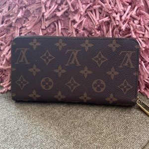 Authentic Louis Vuitton Large Wallet